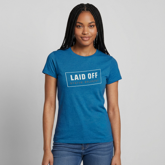 Laid off. Stempel-Motiv Motiv-T-Shirt für Frauen, Farbe Antikblaues Saphir meliert, Model