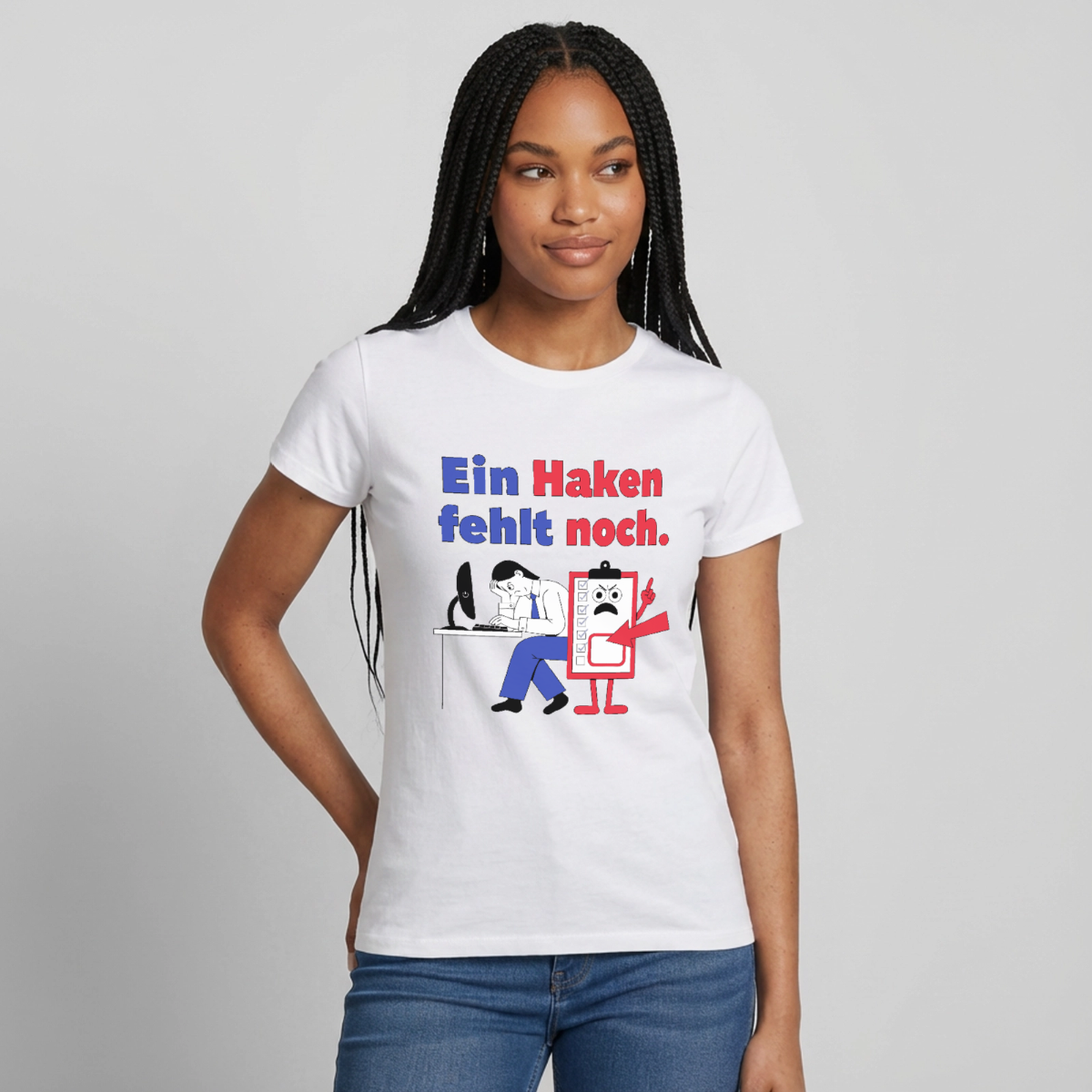 "Ein Haken fehlt noch. Klemmbrett-Motiv" Motiv-T-Shirt für Frauen, Farbe Weiß