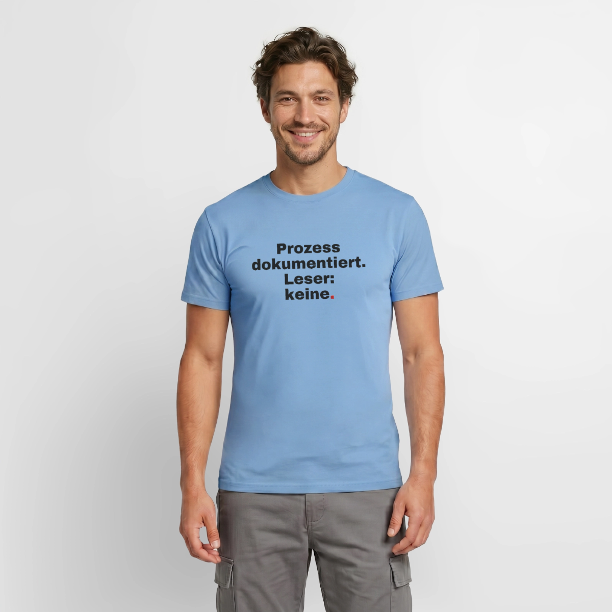 Prozess dokumentiert. Leser: keine. Motiv-T-Shirt für Männer, Farbe Carolina Blue, Model