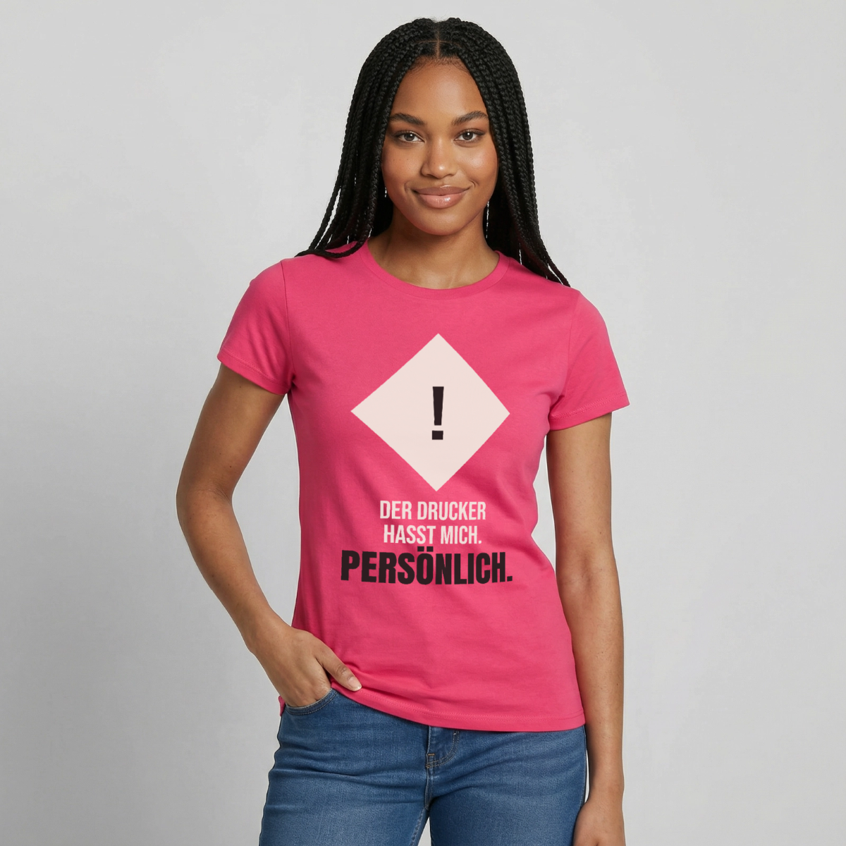 "Der Drucker hasst mich. Persönlich." Motiv-T-Shirt für Frauen, Farbe Azalea