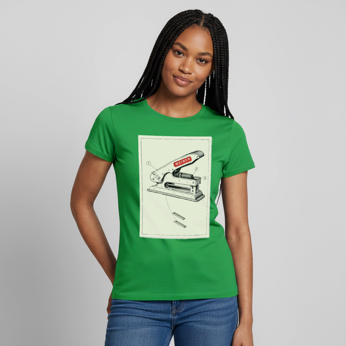 Meiner. Der Tacker kommt mit. Motiv-T-Shirt für Frauen, Farbe Kelly Green, Model