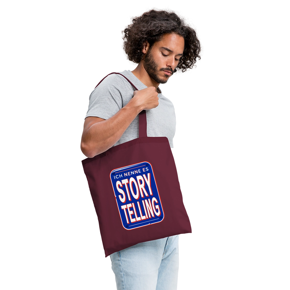 Ich nenne es Storytelling. Stoffbeutel, Farbe Burgunderrot, Model