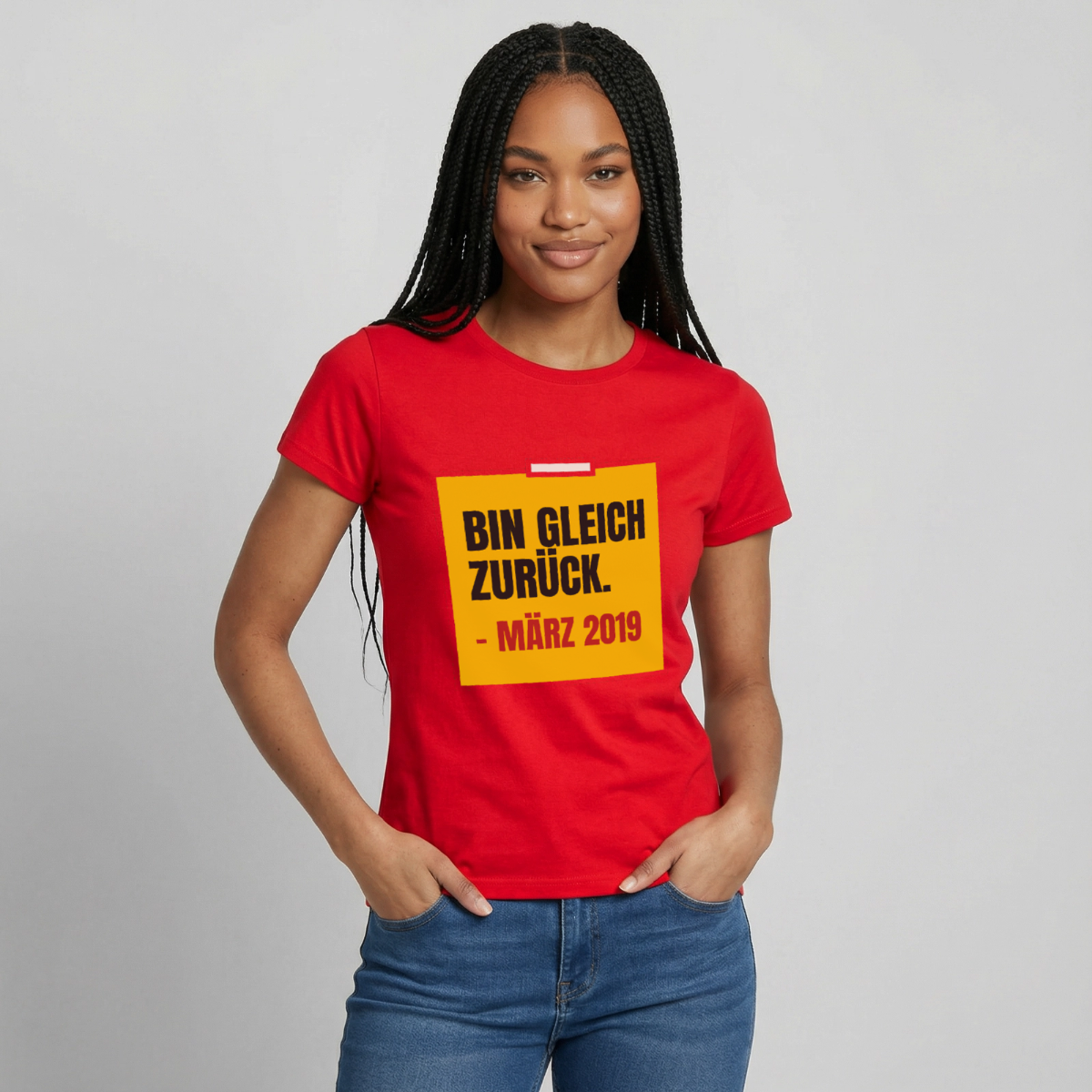 "Bin gleich zurück. März 2019" Motiv-T-Shirt für Frauen, Farbe Rot