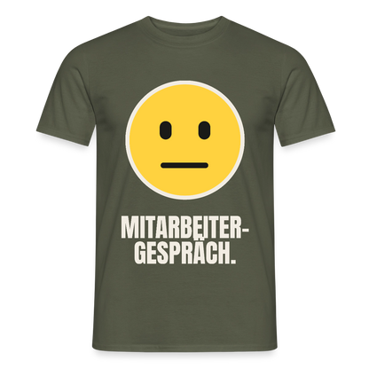 Mitarbeitergespräch. Motiv-T-Shirt für Männer, Farbe Militärgrün