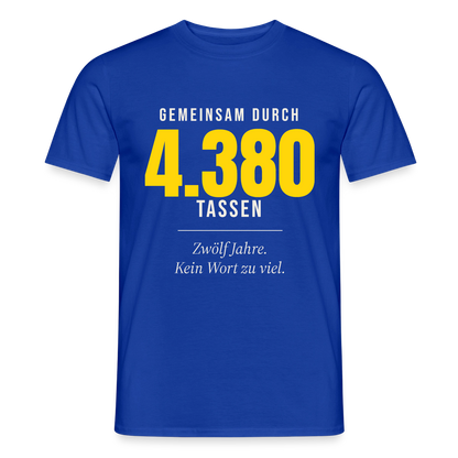 "Gemeinsam durch 4.380 Tassen" Motiv-T-Shirt für Männer, Farbe Dunkelblau