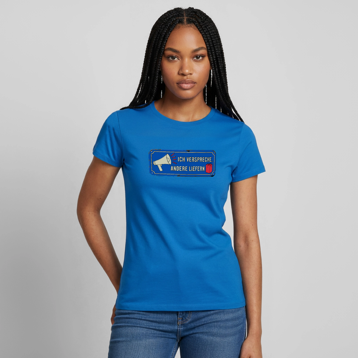Ich verspreche. Andere liefern. Motiv-T-Shirt für Frauen, Farbe Royalblau, Model
