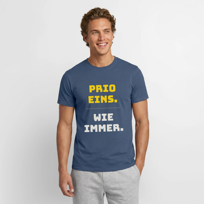 "Prio eins. Wie immer." Motiv-T-Shirt für Männer, Farbe Dunkles Denimblau