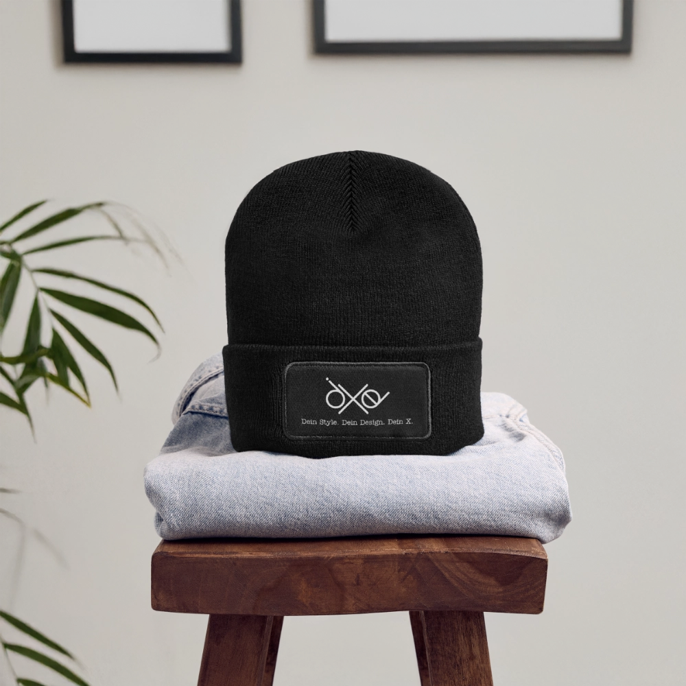 Recycelte Patch Beanie - personalisierbar - Schwarz