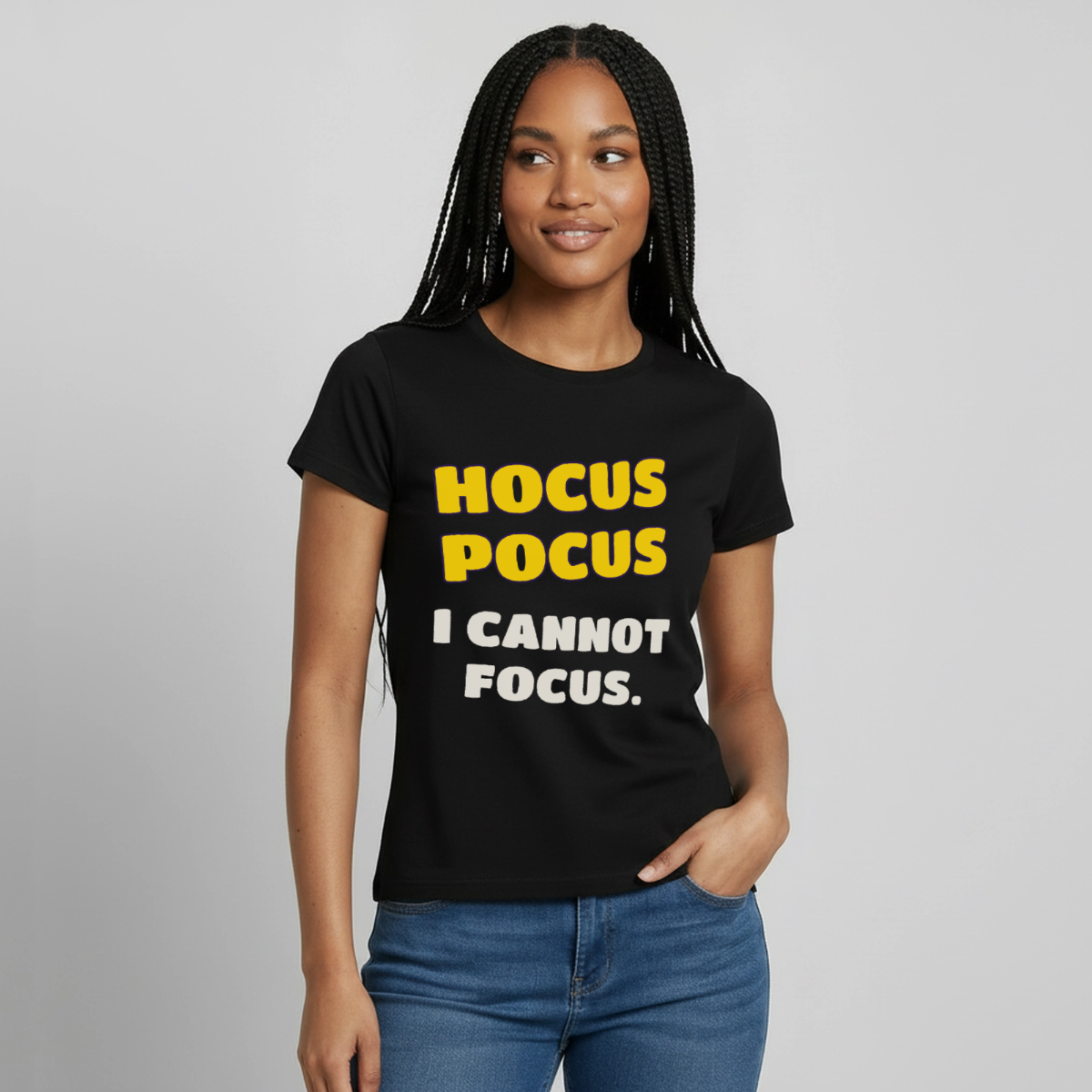 "Hocus Pocus, I cannot focus." Motiv-T-Shirt für Frauen, Farbe Schwarz, Model