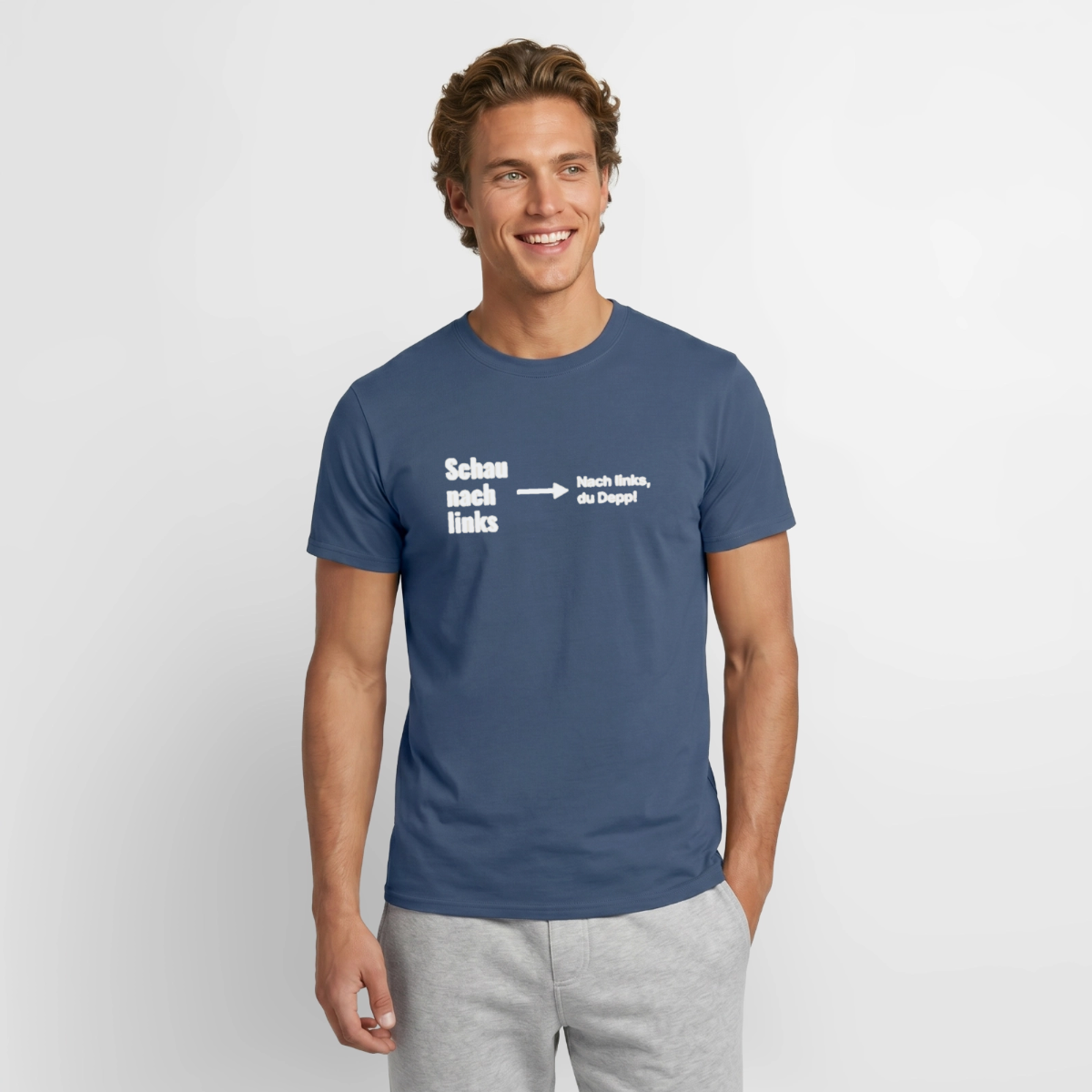 Schau nach links. Motiv-T-Shirt für Männer, Farbe Dunkles Denimblau, Model