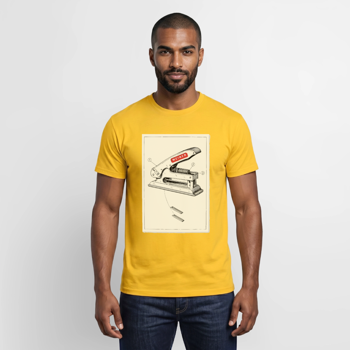 Meiner. Der Tacker kommt mit. Motiv-T-Shirt für Männer, Farbe Gelb, Model