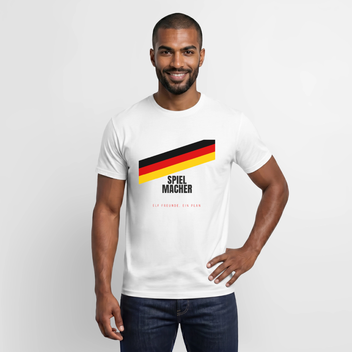 Spielmacher. Elf Freunde, ein Plan. Motiv-T-Shirt für Männer, Farbe Weiß, Model