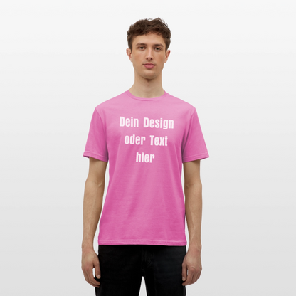 Männer T-Shirt - personalisierbare Vorder- und Rückseite - Pink