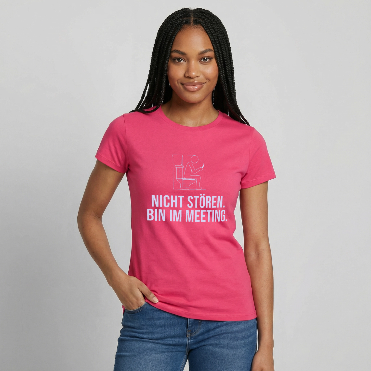 Nicht stören. Bin im Meeting. Motiv-T-Shirt für Frauen, Farbe Azalea, Model