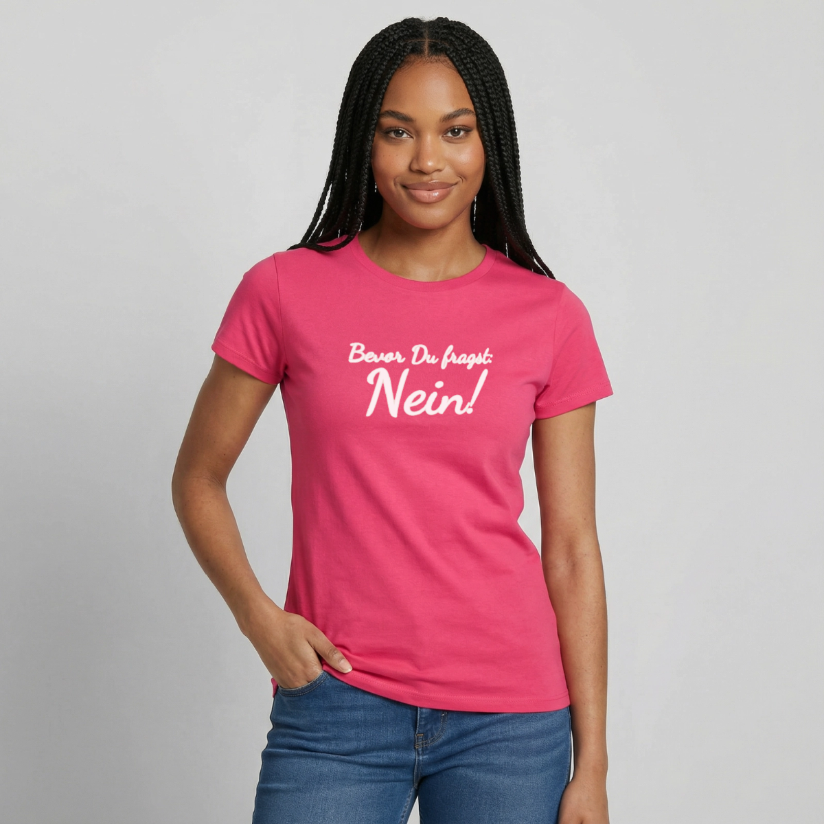 Bevor Du fragst: Nein! Motiv-T-Shirt für Frauen, Farbe Azalea, Model
