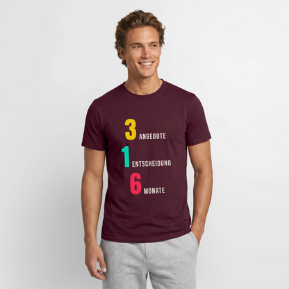 "3 Angebote. 1 Entscheidung. 6 Monate." Motiv-T-Shirt für Männer, Farbe Ziegelrot