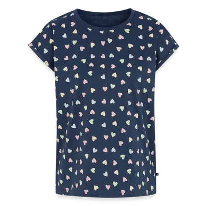 All-over-Print Frauen Premium Organic T-Shirt - Marineblau/Bunte Herzen
