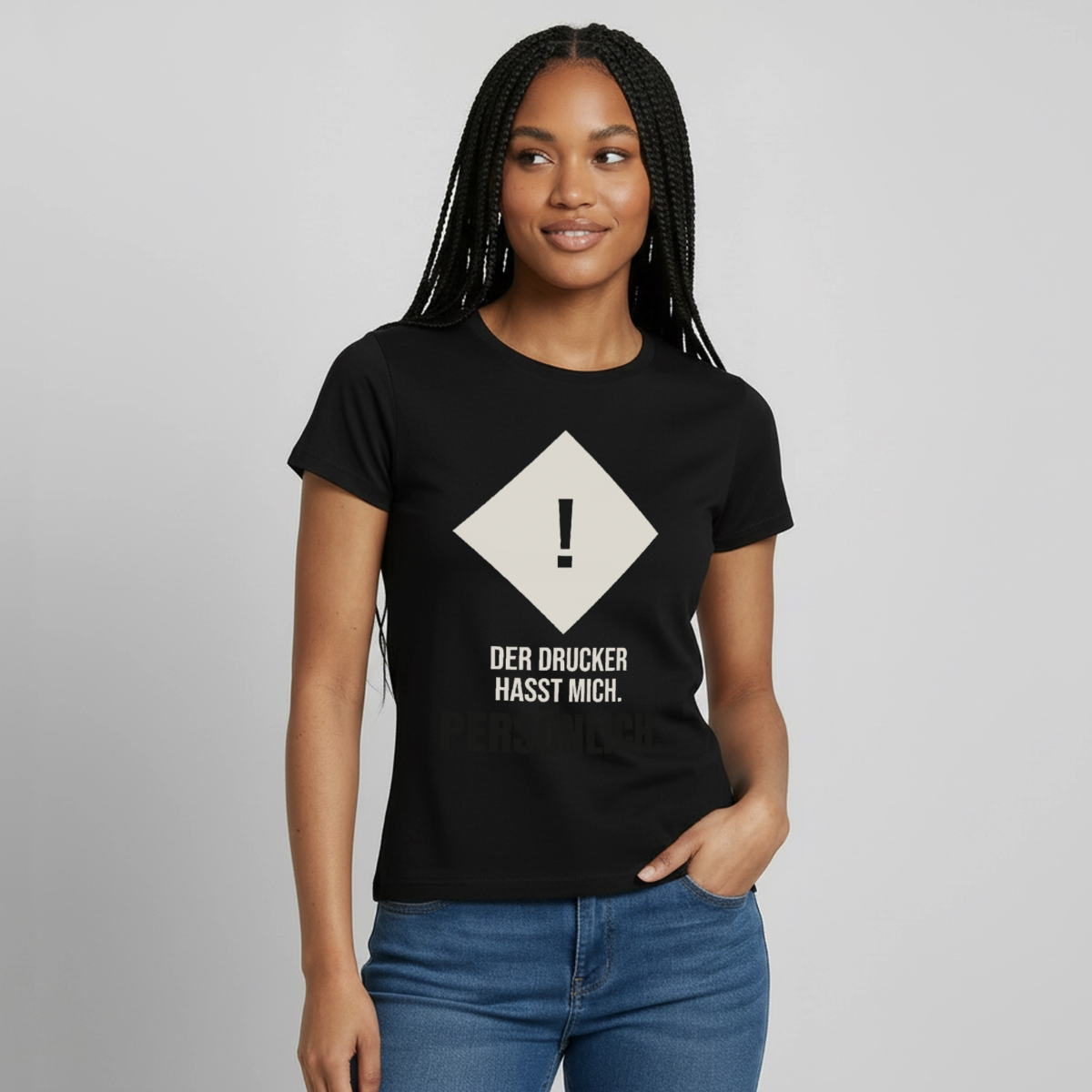 "Der Drucker hasst mich. Persönlich." Motiv-T-Shirt für Frauen, Farbe Schwarz