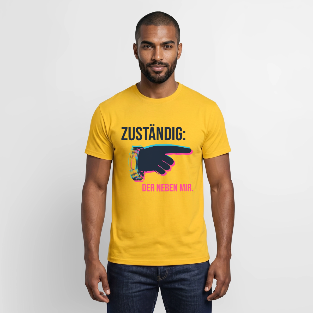 "Zuständig: der neben mir. Glitch-Motiv" Motiv-T-Shirt für Männer, Farbe Gelb
