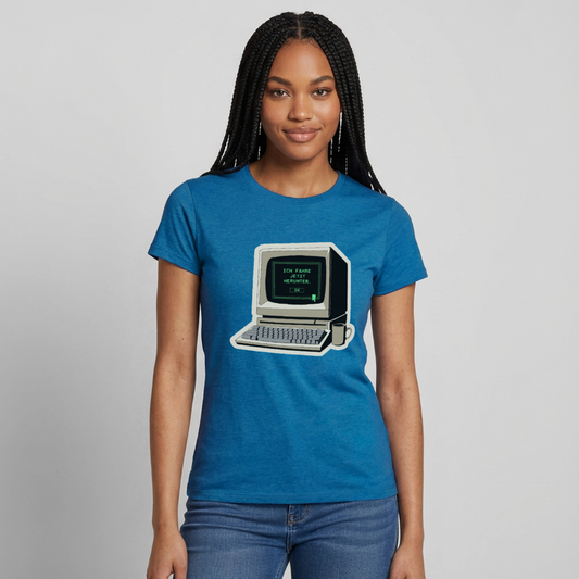 Ich fahre jetzt herunter. Motiv-T-Shirt für Frauen, Farbe Antikblaues Saphir meliert, Model
