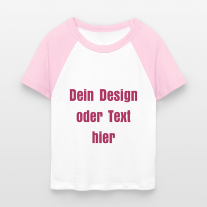 Frauen Cropped Baseball T-Shirt - personalisierbare Vorder- und Rückseite - Weiß/Pink