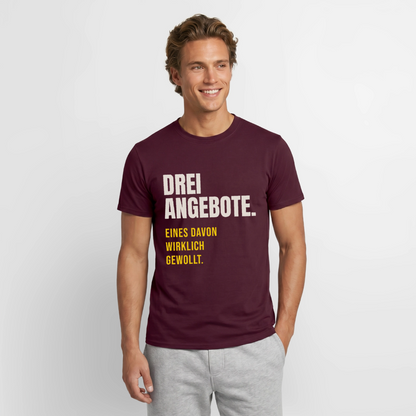 "Drei Angebote. Eines davon wirklich gewollt." Motiv-T-Shirt für Männer, Farbe Ziegelrot