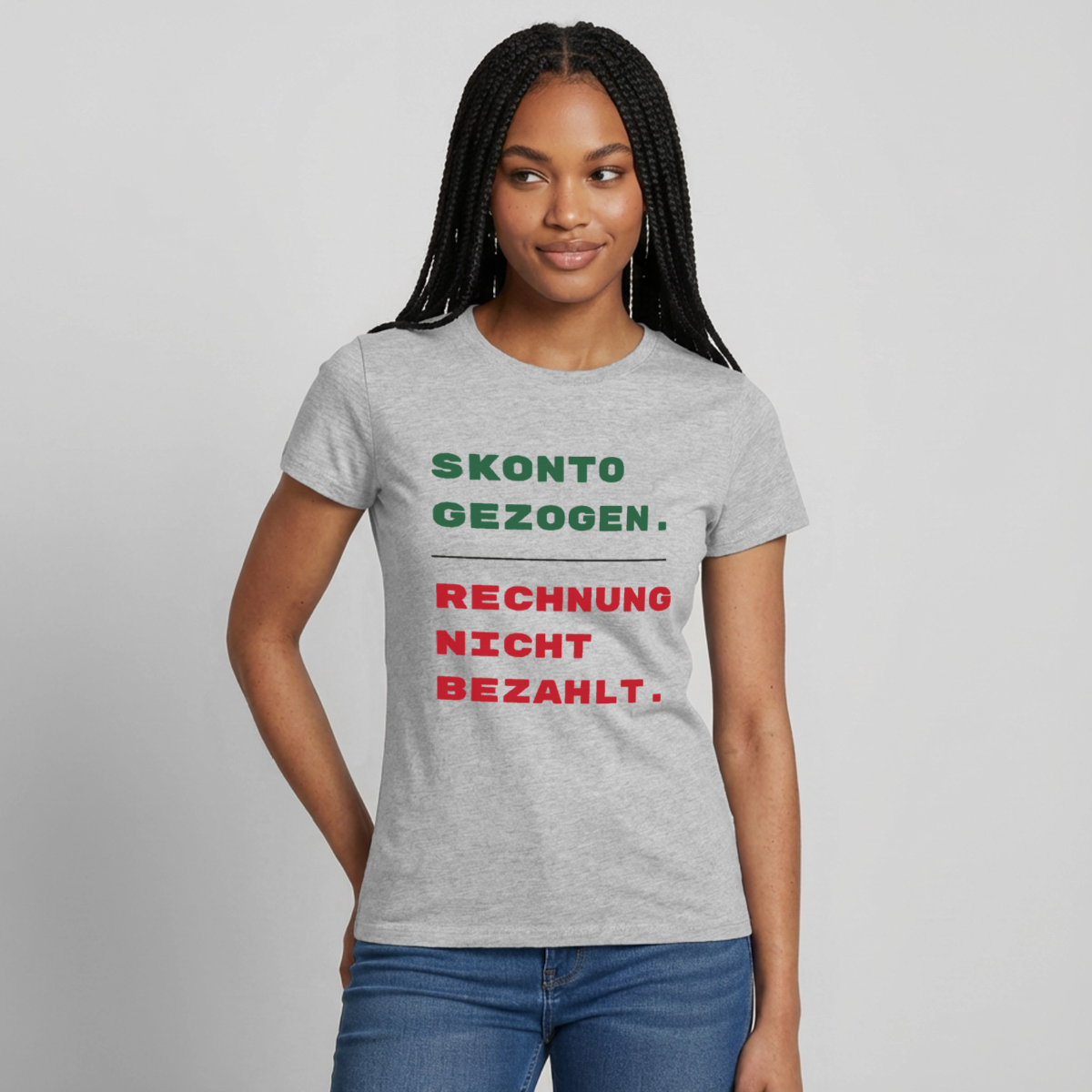 Skonto gezogen. Rechnung nicht bezahlt. Motiv-T-Shirt für Frauen, Farbe Grau meliert, Model