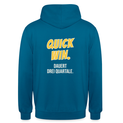 Quick Win. Dauert drei Quartale. Motiv-Hoodie unisex, Farbe Tiefseeblau