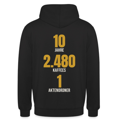 "10 Jahre, 2.480 Kaffees, 1 Aktenordner" Motiv-Hoodie unisex, Farbe Schwarz