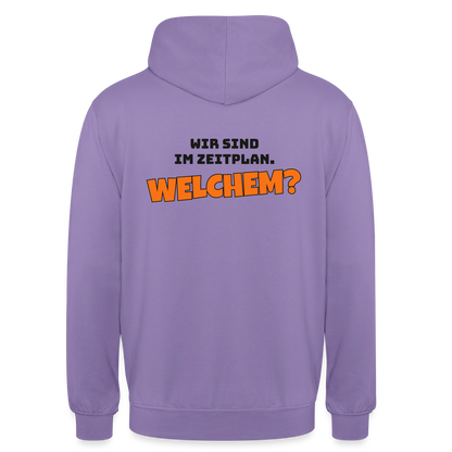 Wir sind im Zeitplan. Welchem? Motiv-Hoodie unisex, Farbe Lavendel