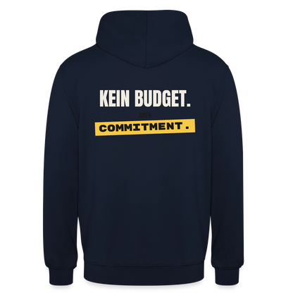 "Kein Budget. Aber Commitment." Motiv-Hoodie unisex, Farbe Navy