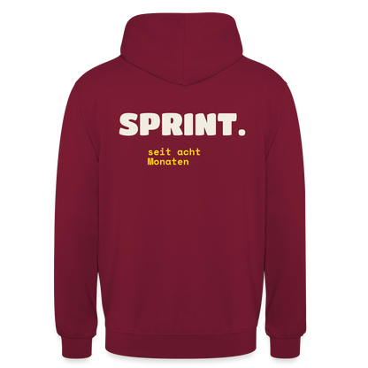 Sprint. Seit acht Monaten. Motiv-Hoodie unisex, Farbe Bordeaux