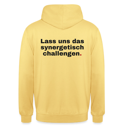 "Lass uns das synergetisch challengen." Motiv-Hoodie unisex, Farbe Zitronengelb